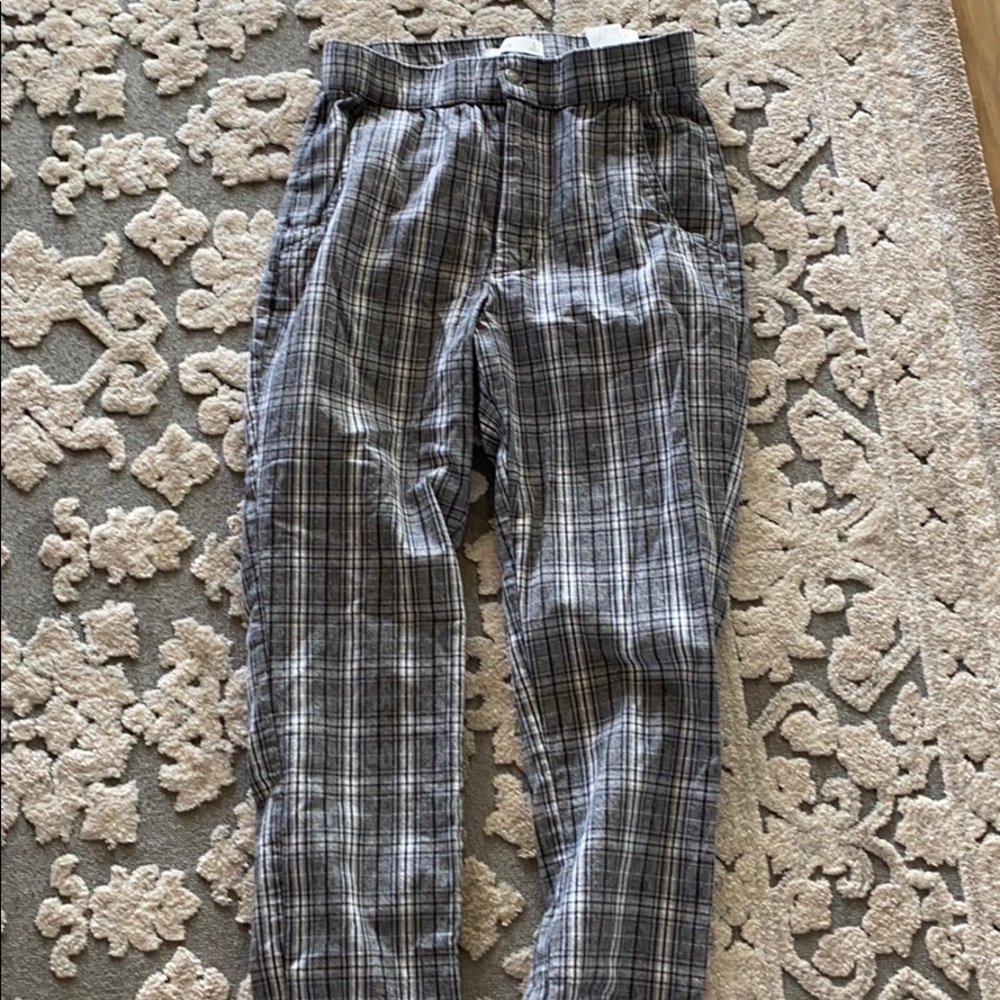 Super cute hollister plaid pants